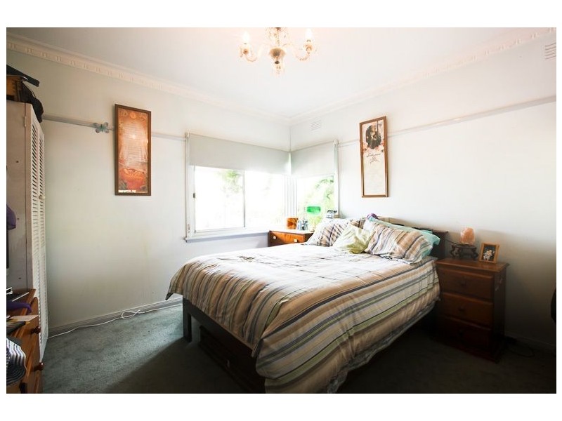 8 Ocean Street, Rosebud VIC 3939