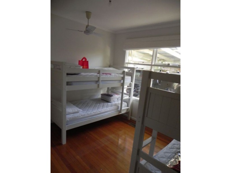 20 Overlea Avenue, Rosebud VIC 3939