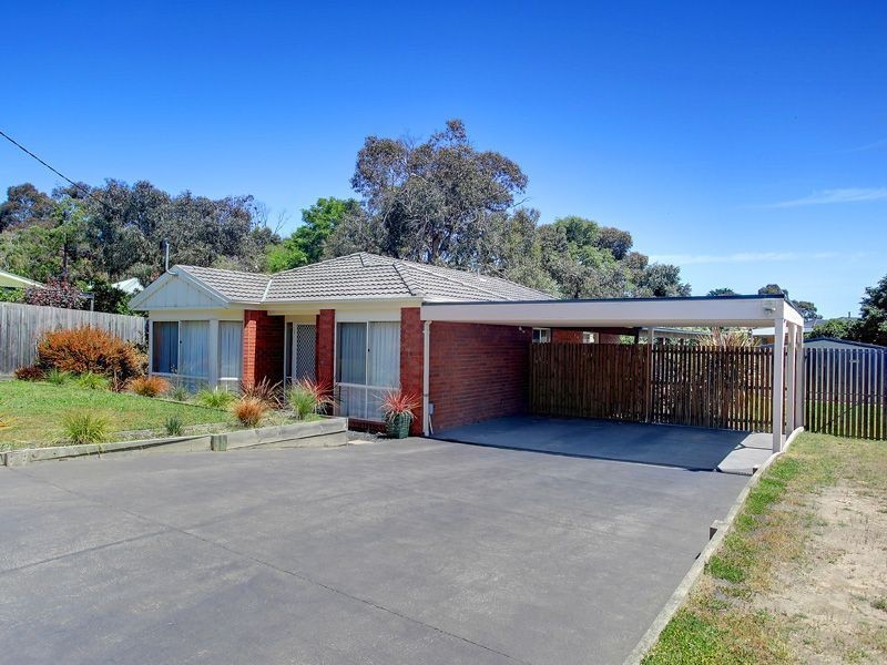 52 Goolgowie Street, Rosebud VIC 3939