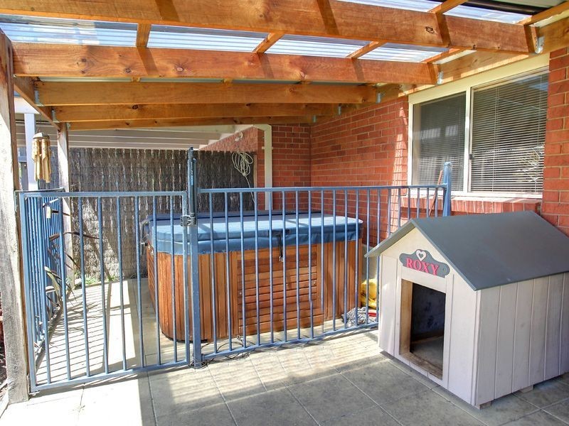 52 Goolgowie Street, Rosebud VIC 3939