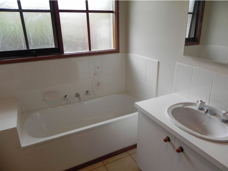 10 Sharen Court, Rosebud VIC 3939