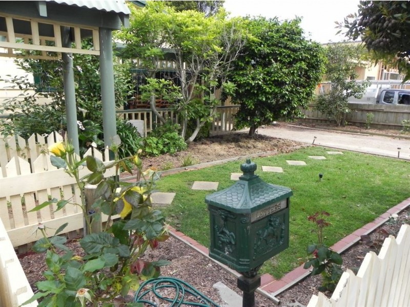 18 Lyon Street, Rosebud VIC 3939