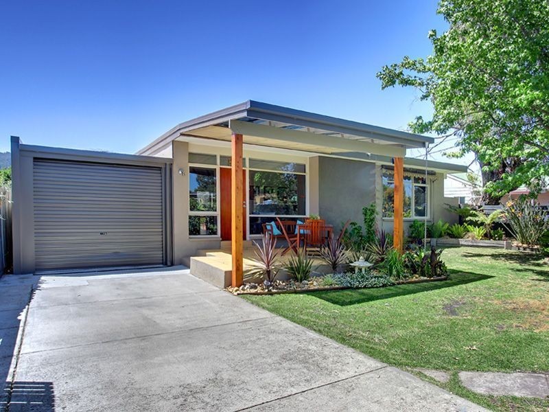 15 Lyon Street, Rosebud VIC 3939