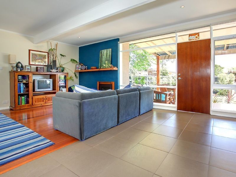 15 Lyon Street, Rosebud VIC 3939