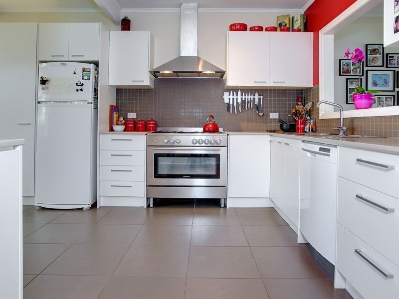 15 Lyon Street, Rosebud VIC 3939