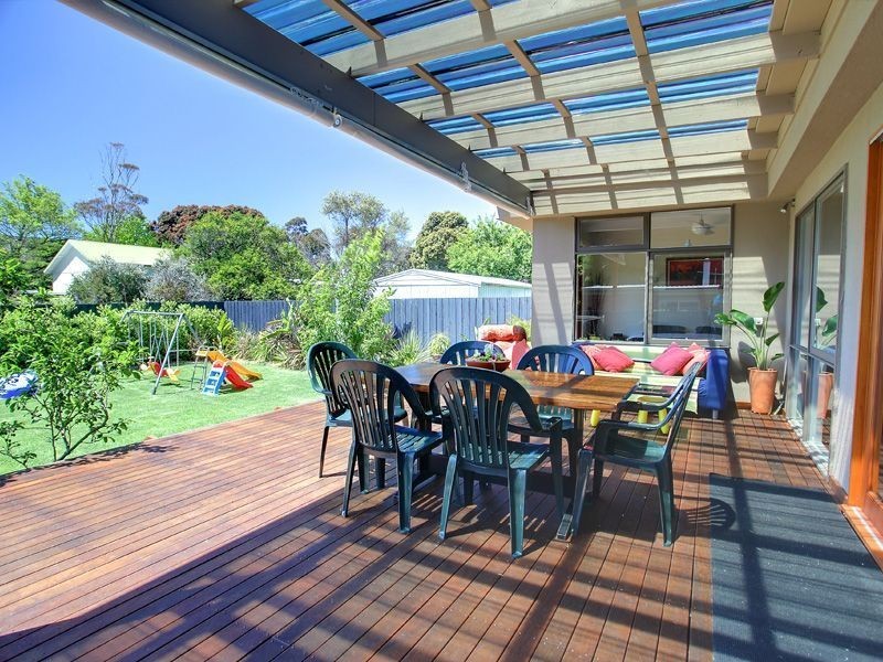 15 Lyon Street, Rosebud VIC 3939