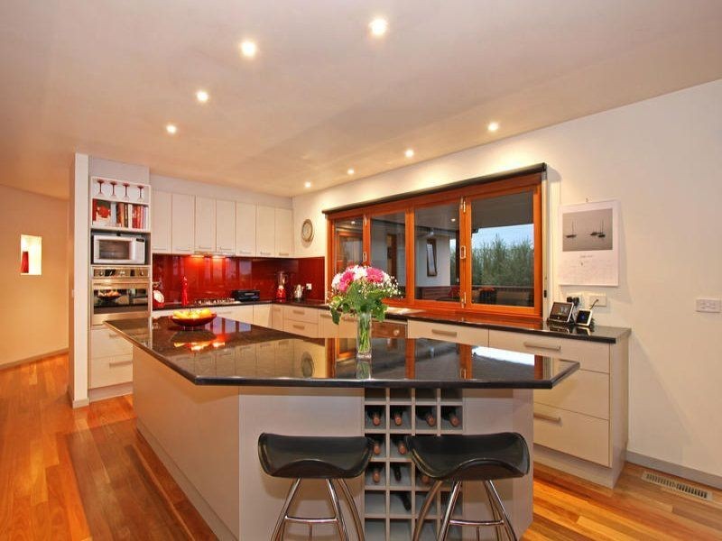 48 Warrain Avenue, Rosebud VIC 3939