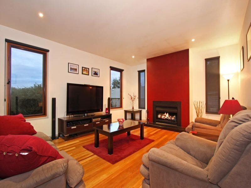 48 Warrain Avenue, Rosebud VIC 3939