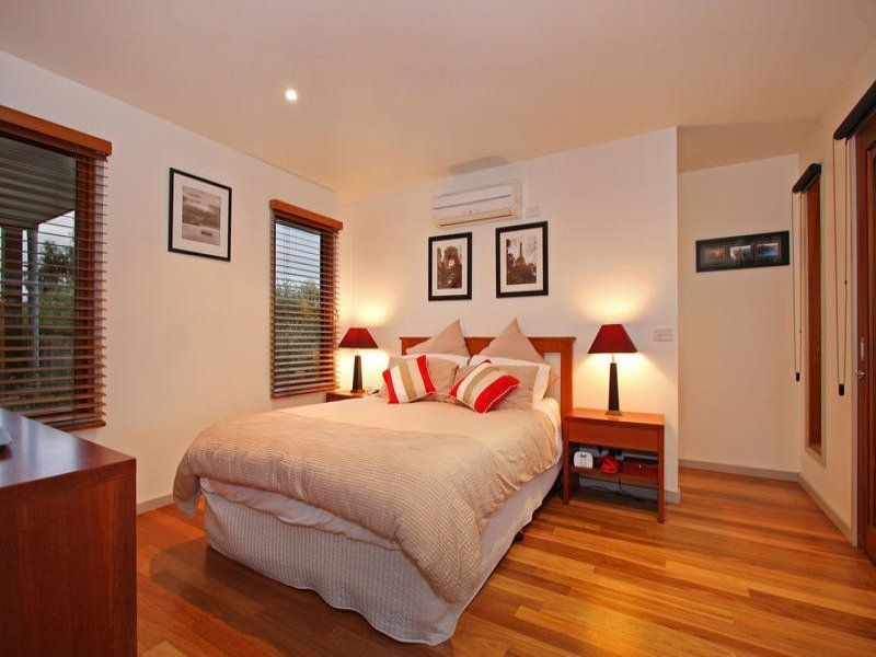 48 Warrain Avenue, Rosebud VIC 3939