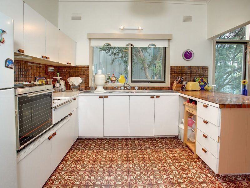 4 Burrell Street, Mccrae VIC 3938