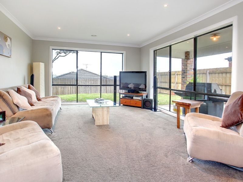 4 Josie Place, Rosebud VIC 3939