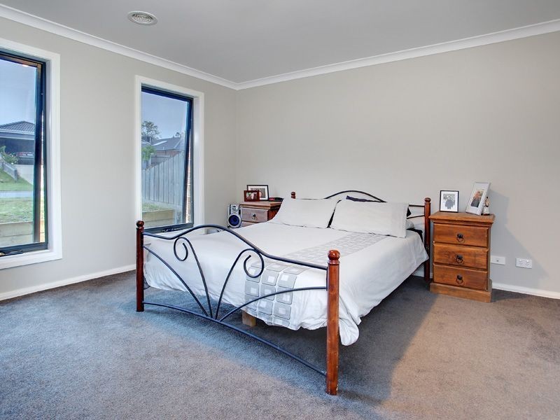 4 Josie Place, Rosebud VIC 3939