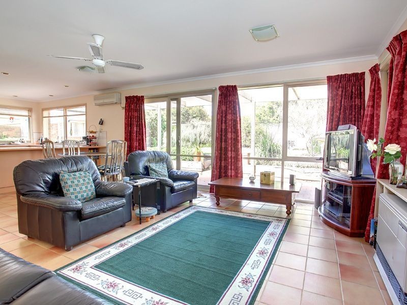 387 Waterfall Gully Road, Rosebud VIC 3939