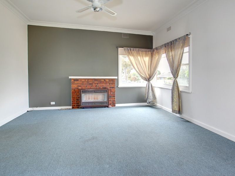 11 Mark Street, Rosebud VIC 3939