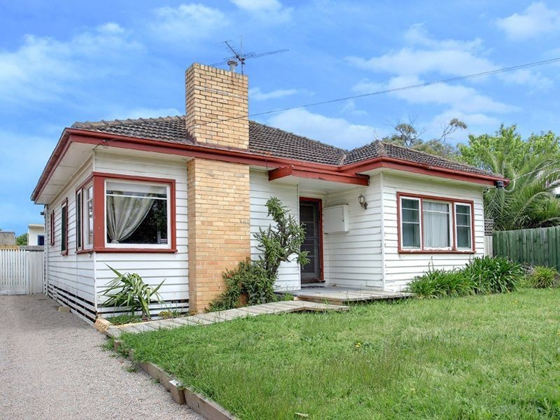 11 Mark Street, Rosebud VIC 3939