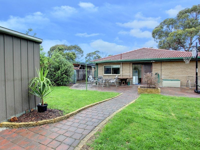 16 Herman Street, Rosebud VIC 3939