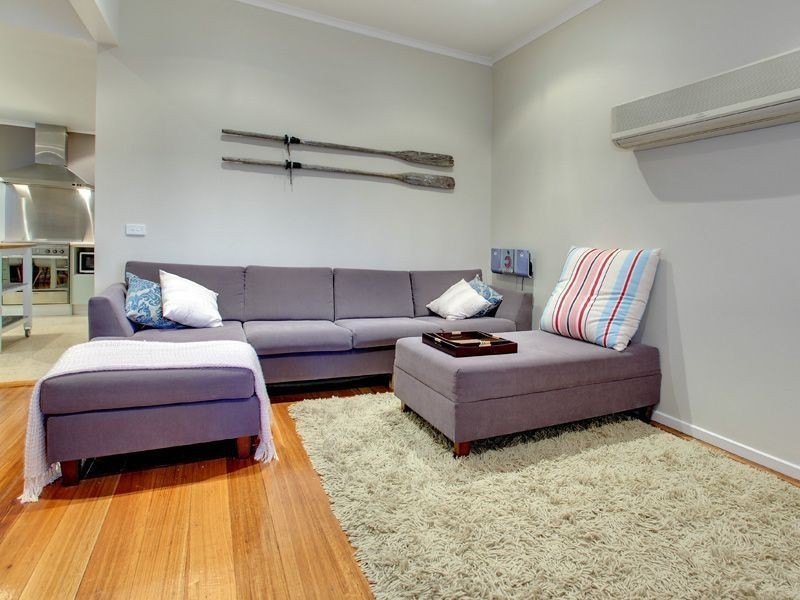 37 Seventh Avenue, Rosebud VIC 3939