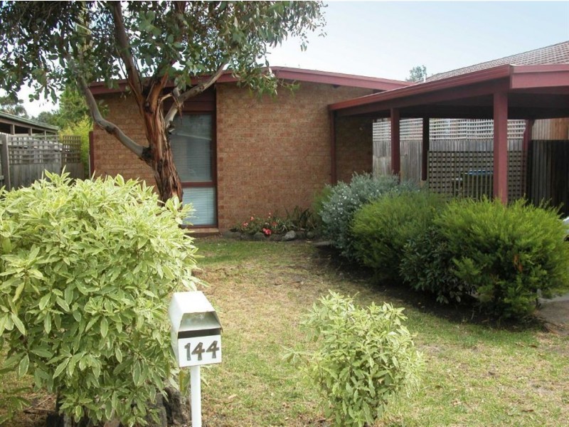 144 Seventh Avenue, Rosebud VIC 3939