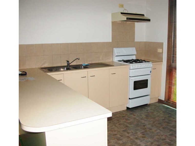 144 Seventh Avenue, Rosebud VIC 3939