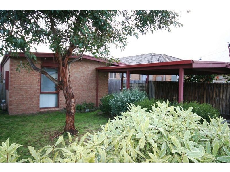 144 Seventh Avenue, Rosebud VIC 3939