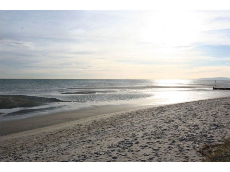 144 Seventh Avenue, Rosebud VIC 3939