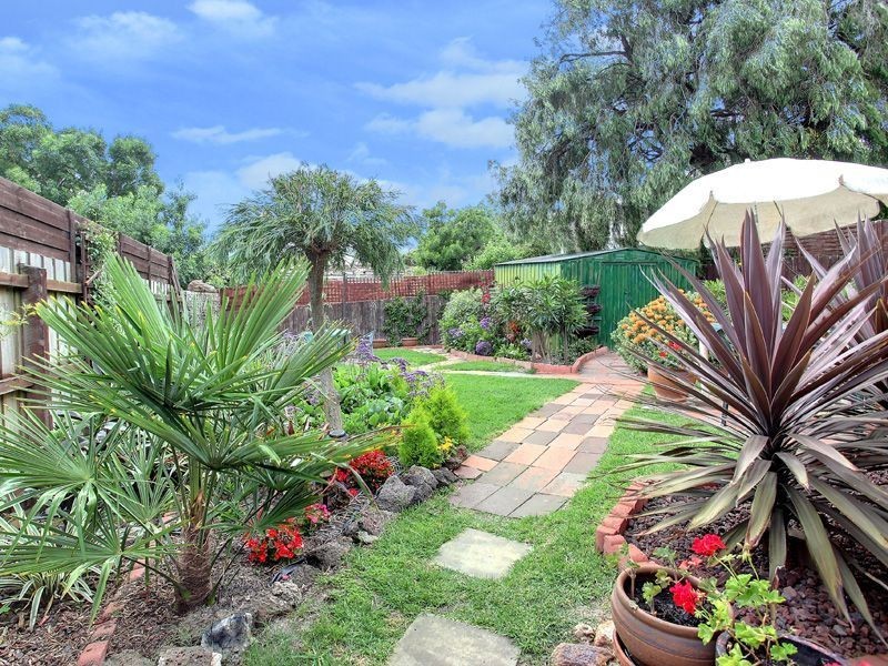 83 Fourth Avenue, Rosebud VIC 3939