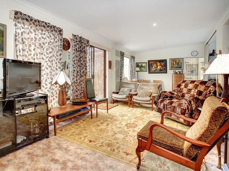 83 Fourth Avenue, Rosebud VIC 3939