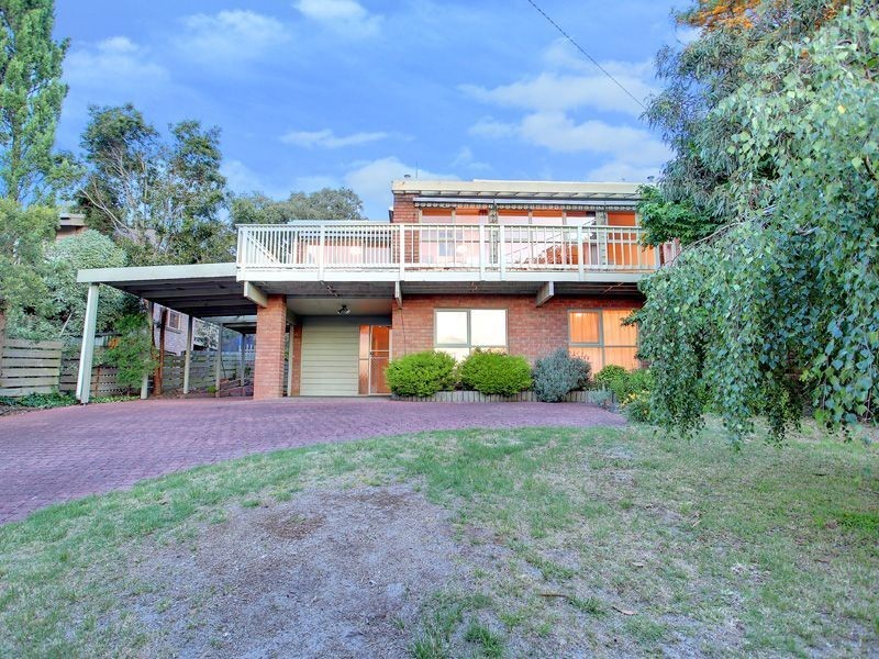 27 Carrathool Avenue, Rosebud VIC 3939