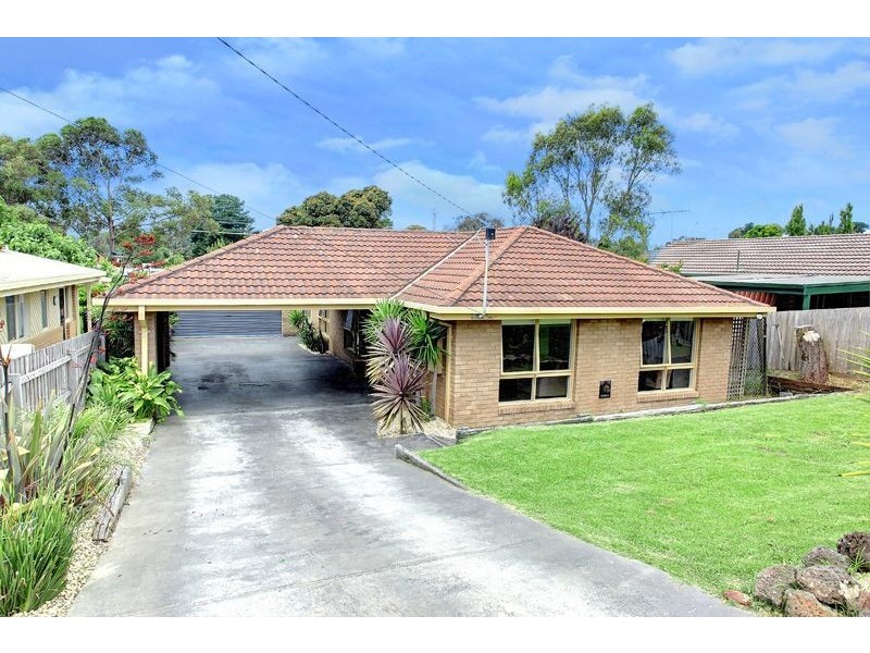 41 Wingarra Dr, Rosebud VIC 3939