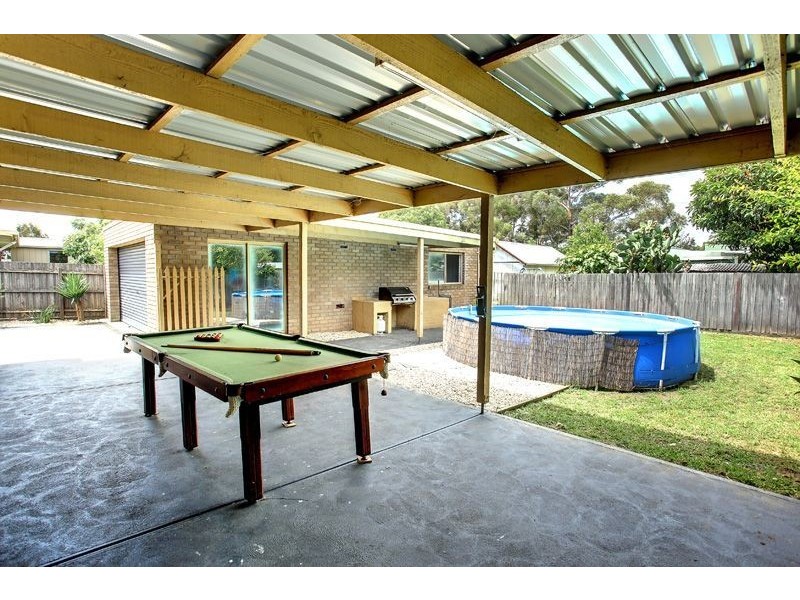 41 Wingarra Dr, Rosebud VIC 3939