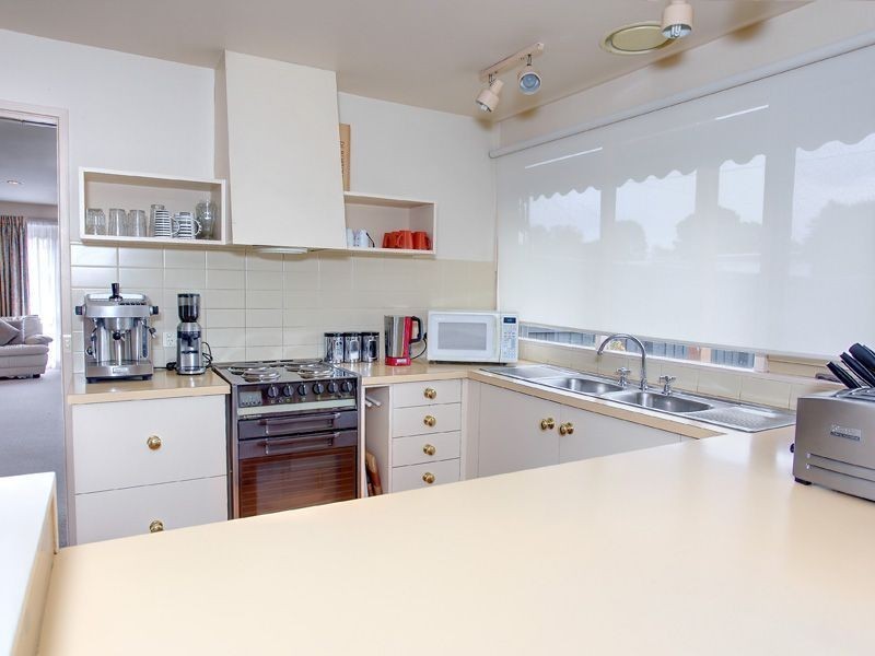 43 Coleman Crescent, Rosebud VIC 3939