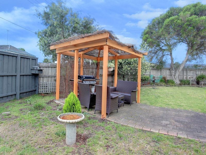 43 Coleman Crescent, Rosebud VIC 3939