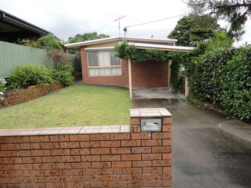 27 Sixth Avenue, Rosebud VIC 3939