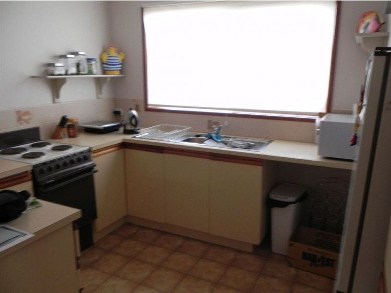 147 First Avenue, Rosebud VIC 3939