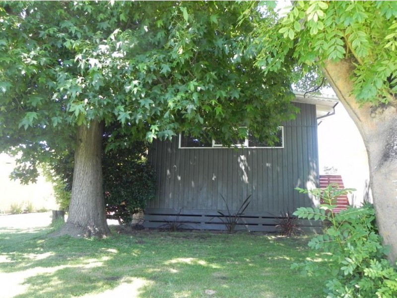 33 Spray Street, Rosebud VIC 3939