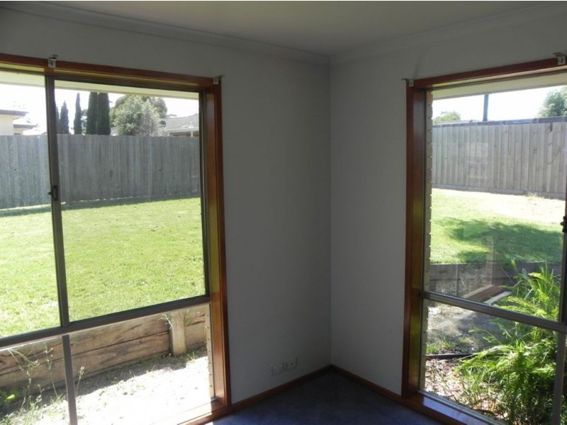 31 Parwan Crescent, Mornington VIC 3931
