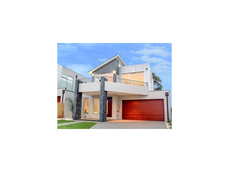 22 Ninth Avenue, Rosebud VIC 3939