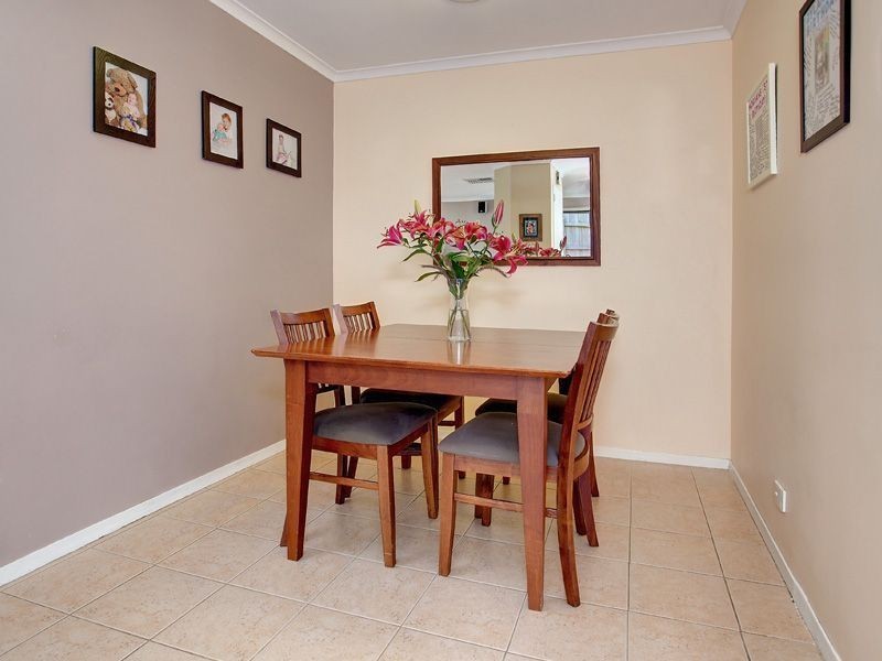 3 Dumossa Ave, Rosebud VIC 3939