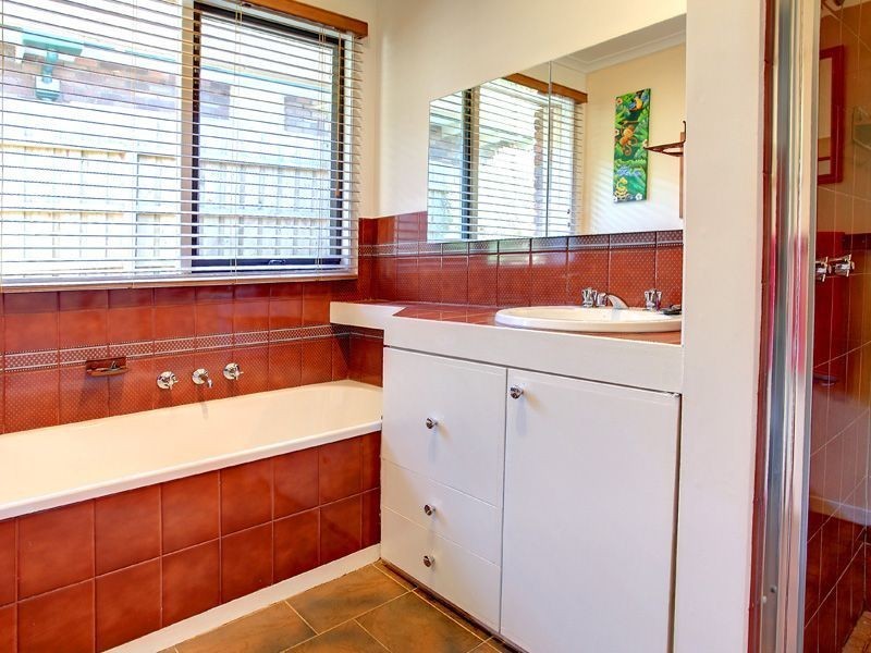 3 Dumossa Ave, Rosebud VIC 3939