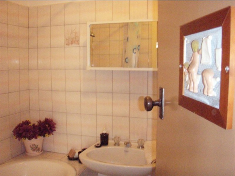 16 Martin Street, Rosebud VIC 3939