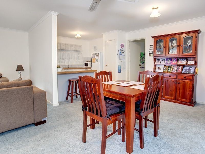 15 Fifth Avenue, Rosebud VIC 3939