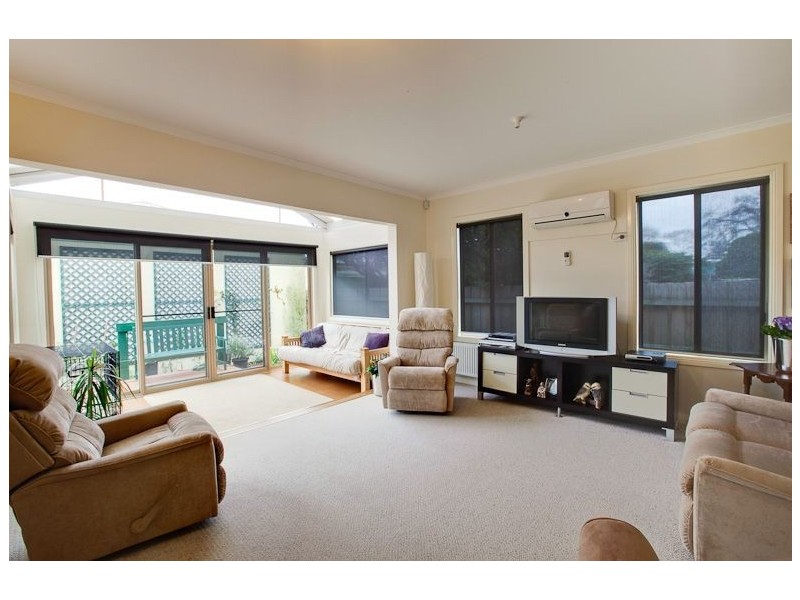 2/7 Coorabong Avenue, Rosebud VIC 3939