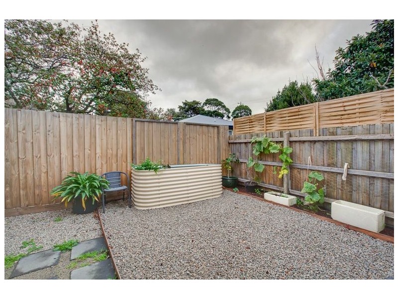 2/7 Coorabong Avenue, Rosebud VIC 3939