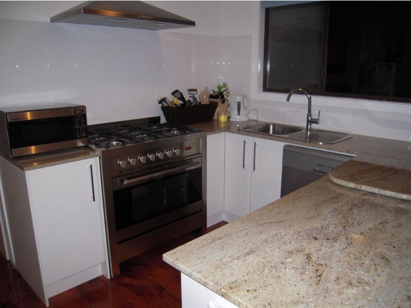 2 Kanburra Street, Rye VIC 3941