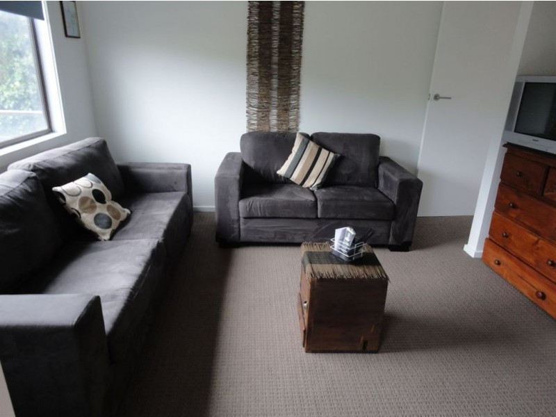 2 Kanburra Street, Rye VIC 3941