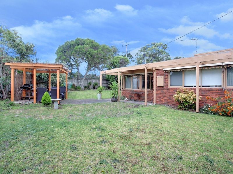 43 Coleman Crescent, Rosebud VIC 3939