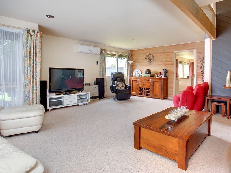 43 Coleman Crescent, Rosebud VIC 3939