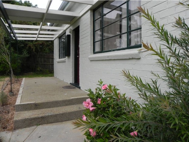 38 Whitehead Grove, Rosebud VIC 3939