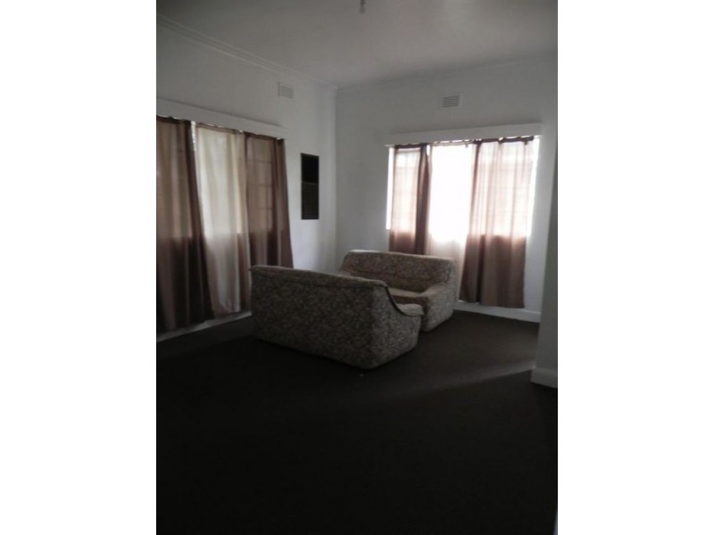 38 Whitehead Grove, Rosebud VIC 3939