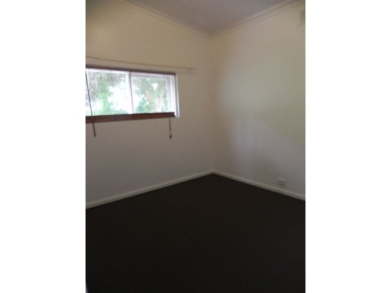 38 Whitehead Grove, Rosebud VIC 3939